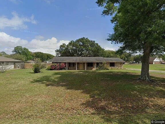 3 bed, 1512 sqft, $2,100 — Photo 1