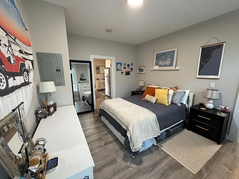 18 Market St #2 — Photo 10