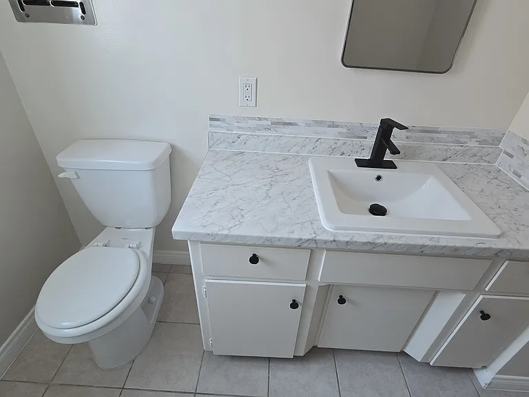 526 S Saint Andrews Pl #28 — Photo 49