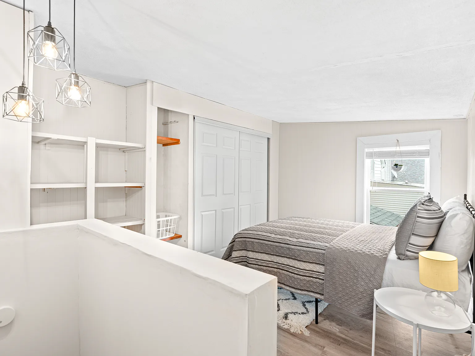 2 bed, 904 sqft, $1,800 — Photo 3