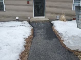 10A Maple St #14, Newmarket, NH 03857