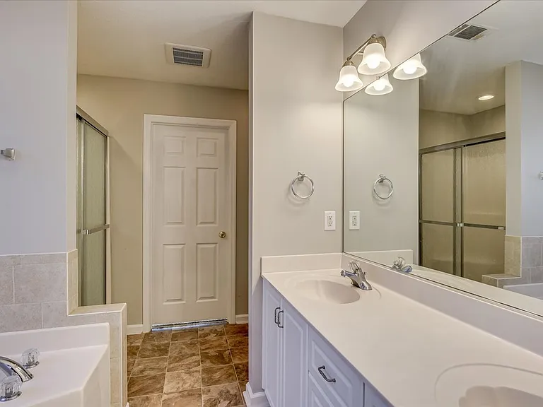 1348 Wendell Ln — Photo 6