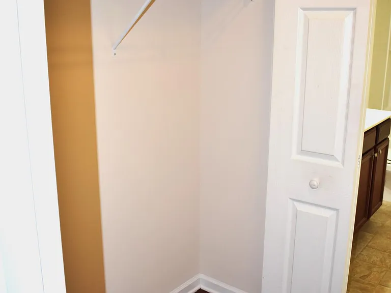 7821 River Field Dr — Photo 5