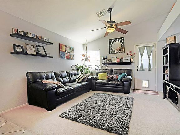 3rd image of 8429 Cove Landing Ave