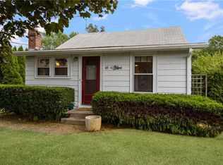 65 King Phillip St, Portsmouth, RI 02871
