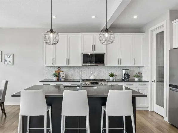 363 W Precedence Hl, Cochrane, AB T4C 2T7
