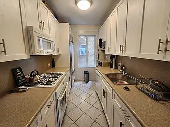 Rented by essential NEW YORK Real Estate