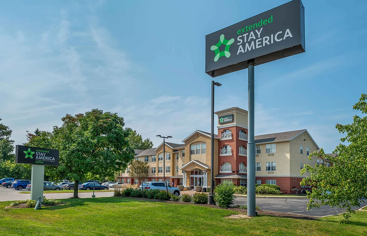 Exterior - Indianapolis - Northwest - I-465