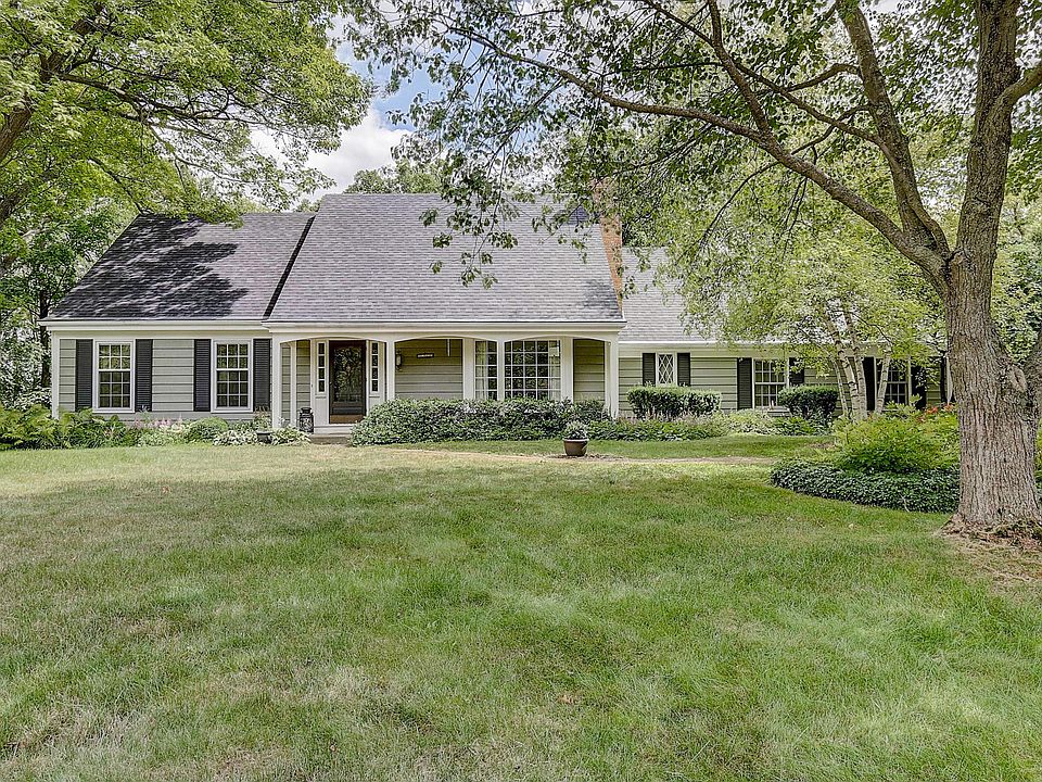 1st image of N61W29799 Stoney Hill Ct