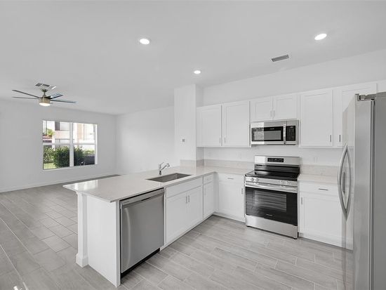 4367 Pond Lily Ln, Lake Worth, FL 33467