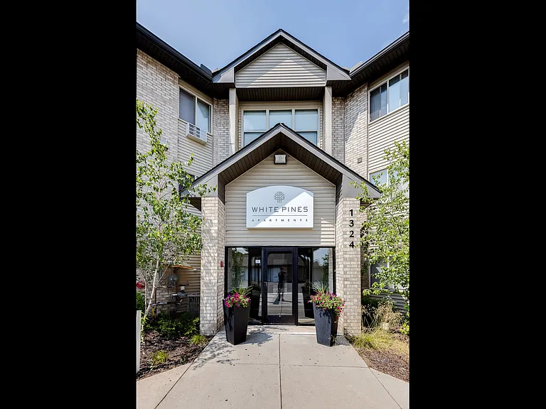 White Pines Entrance | White Pines Apartments | Shakopee MN Apartments For Rent