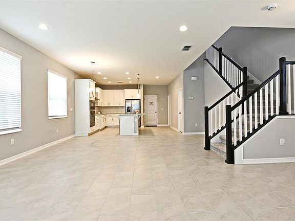 5th image of 607 Cheval Ln