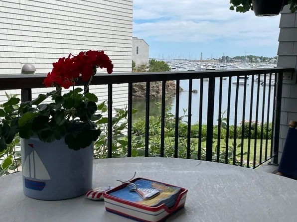 35 Wharf Path APT A, Marblehead, MA 01945