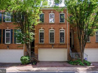 4908 Waple Ln, Alexandria, VA 22304