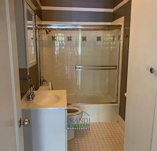 106 Union St #2 — Photo 4