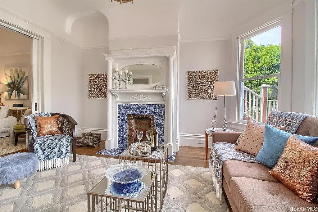 2 bed, $6,250 — Photo 3