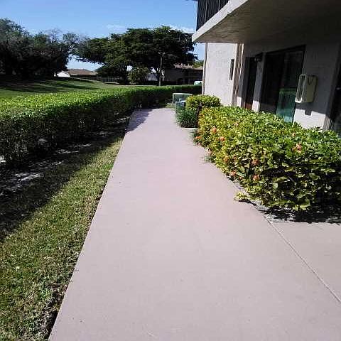 2nd image of 10006 Winding Lake Rd APT 102