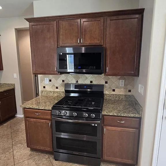 10826 W Avenida Del Rey — Photo 8