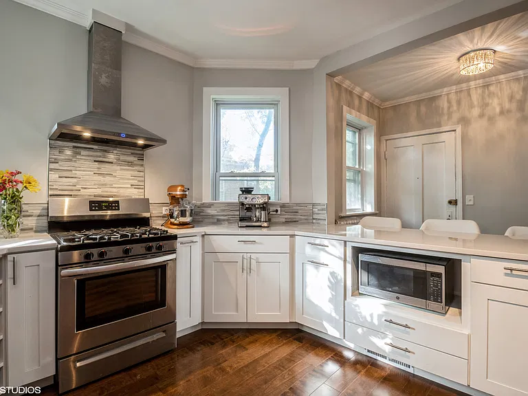 647 Asbury Ave #2 — Photo 5