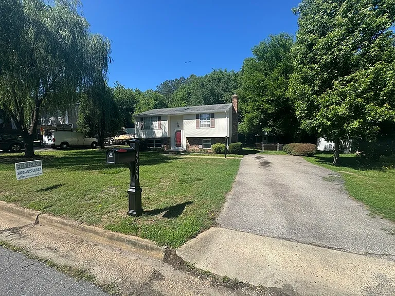 4020 Laurelwood Rd — Photo 1