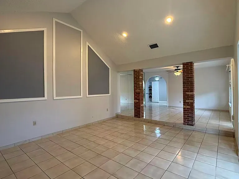 10020 SW 83rd St — Photo 7