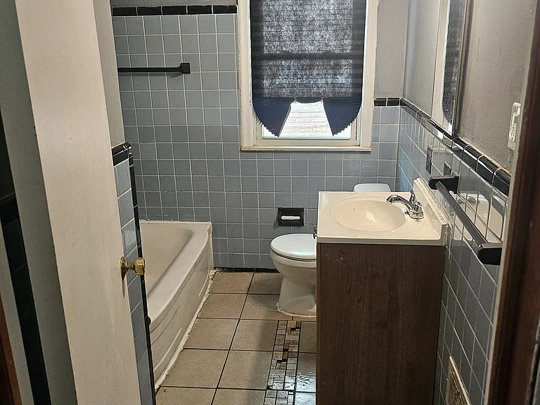 19480 Stotter St — Photo 5