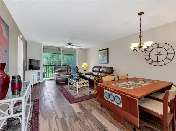 4380 27th CT SW #1-203, NAPLES, FL 34116