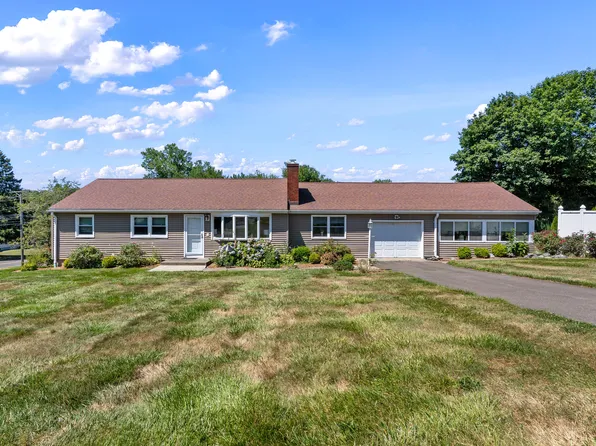 4 Florence Road, Branford, CT 06405