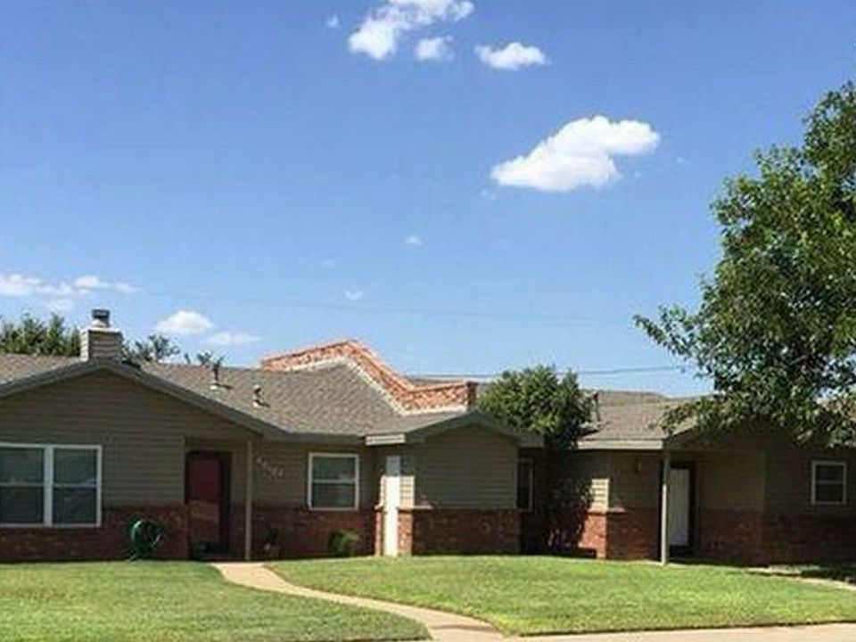 1st image of 4410 Saint Andrews Dr APT B
