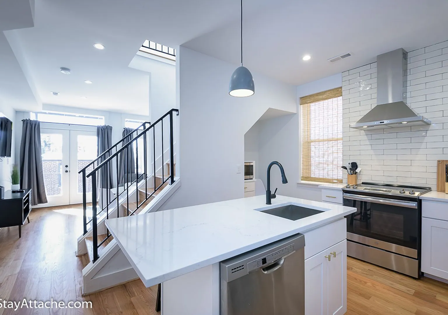 631 Constitution Avenue NE — Photo 1