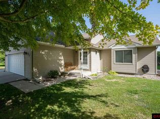 113 Creative Ct, Mankato, MN 56001