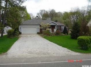 1221 Gardner Blvd, Barberton, OH 44203