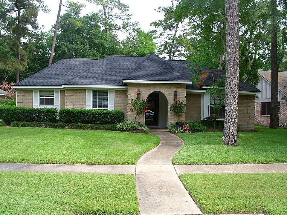 1st image of 14819 Forest Lodge Dr
