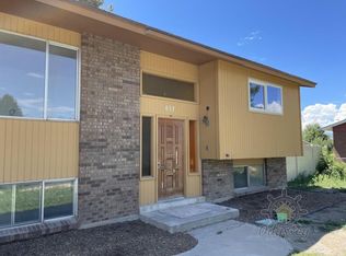 832 E Cavendish Cir, Sandy, UT 84094