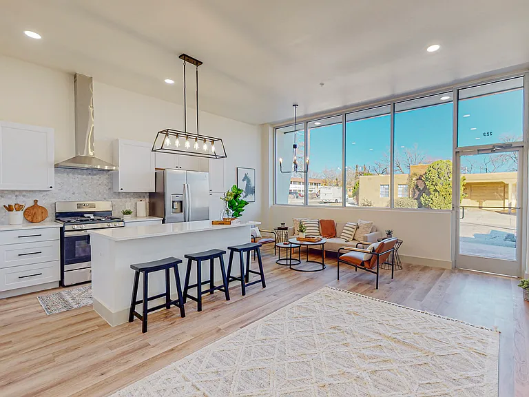 223 Sierra Dr SE #B1 — Photo 4