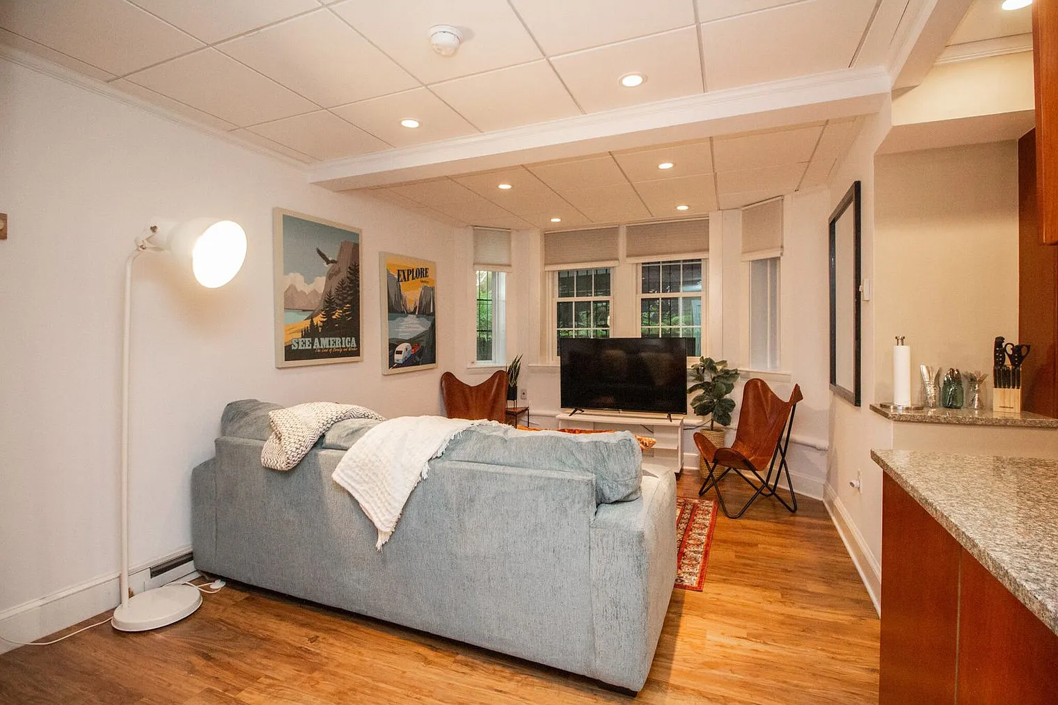 1 bed, 1.0 bath, 441 sqft, $3,282 — Photo 3