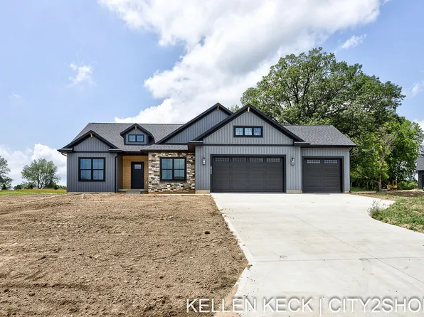 11339 Bancroft Way SE, Alto, MI 49302