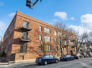 3551 N Paulina St #3, Chicago, IL 60657