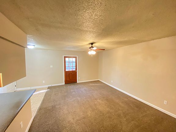 3rd image of 5695 Shagbark Ct