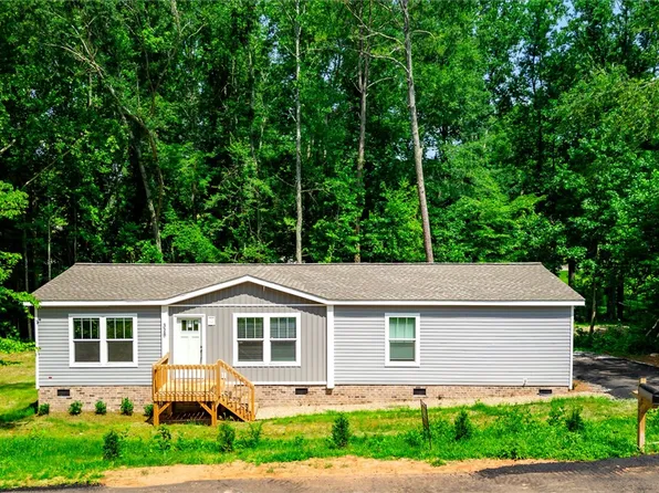 328 Francis St, Norris, SC 29667