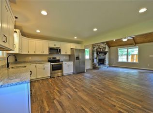 950 Crossroads Church Rd, Ellijay, GA 30540