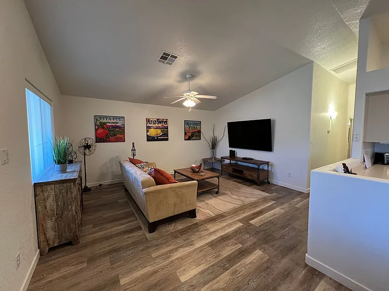 11525 S Chaparral Dr — Photo 3