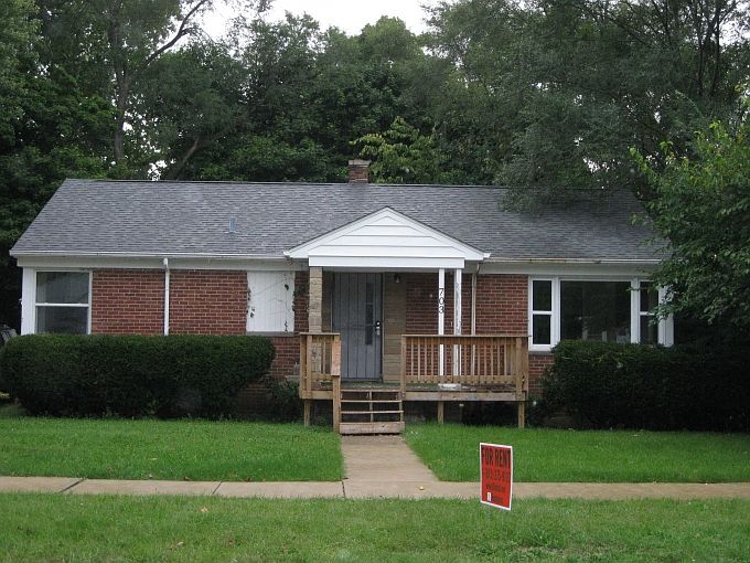 1st image of 703 N Day Ave