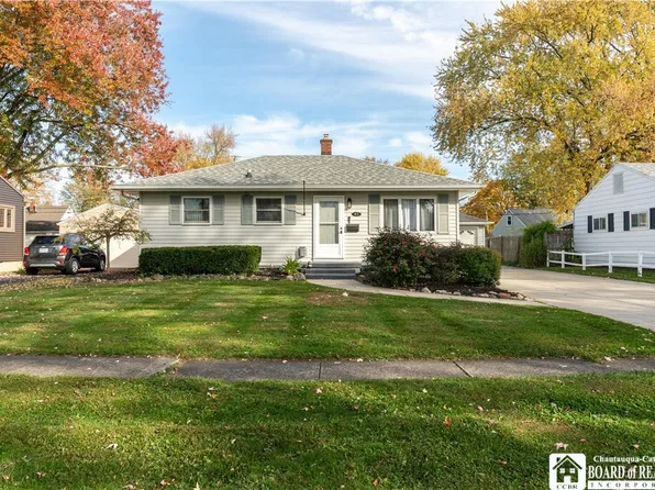 45 Jesella Dr, North Tonawanda, NY 14120