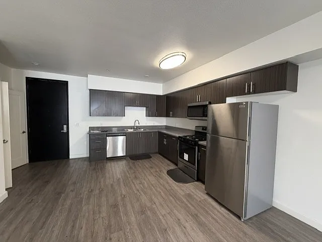 12203 Moorpark St Studio City CA 91604 — Photo 2