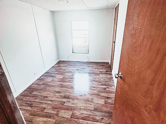 2nd image of 102 Lincoln St #17