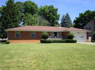 656 Forestridge Dr, Youngstown, OH
