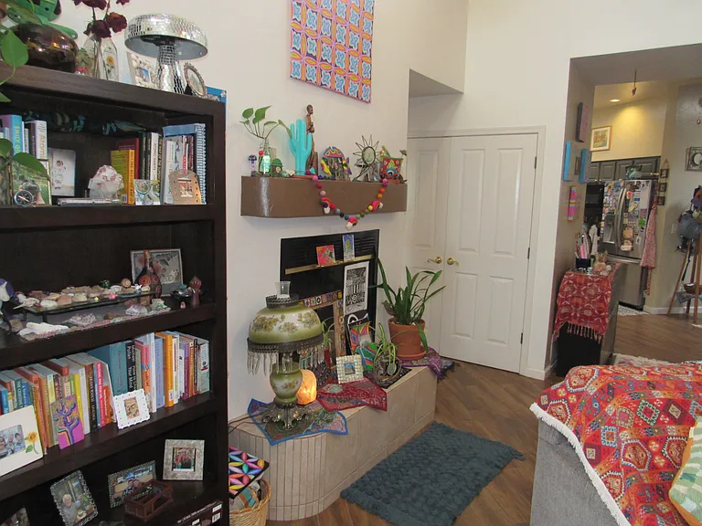 143 E Bowers Ct — Photo 8