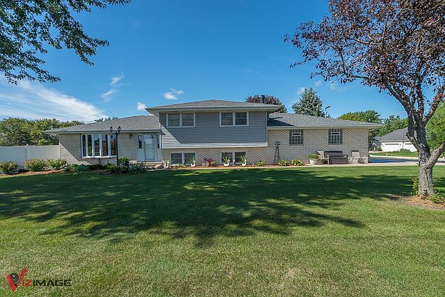 1st image of 17357 Bruce Cir