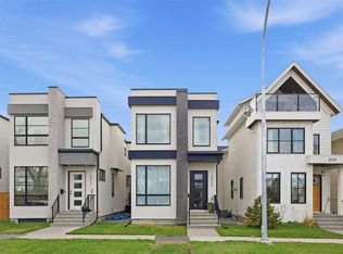 2025 E 26th St SW, Calgary, AB T3E2A3
